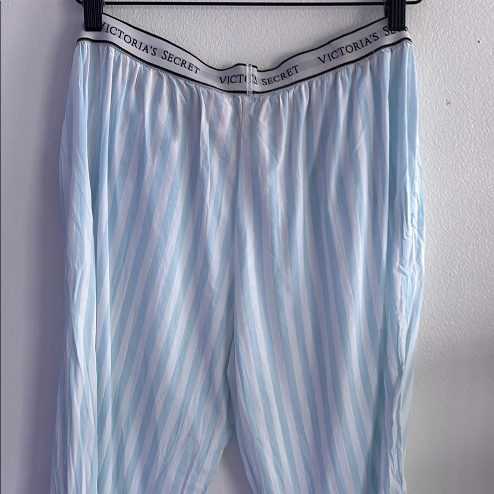 Victoria's Secret Sky Blue Sleepwear Set - Picture 9 of 10